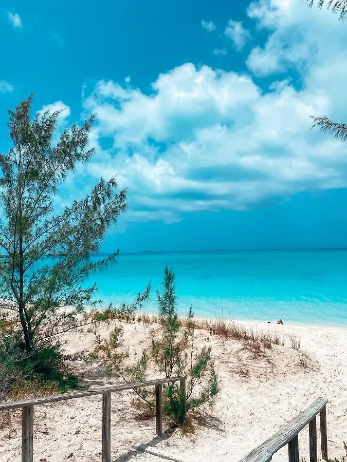 Tropical View Villas Hartswell 0*,  Bahamas