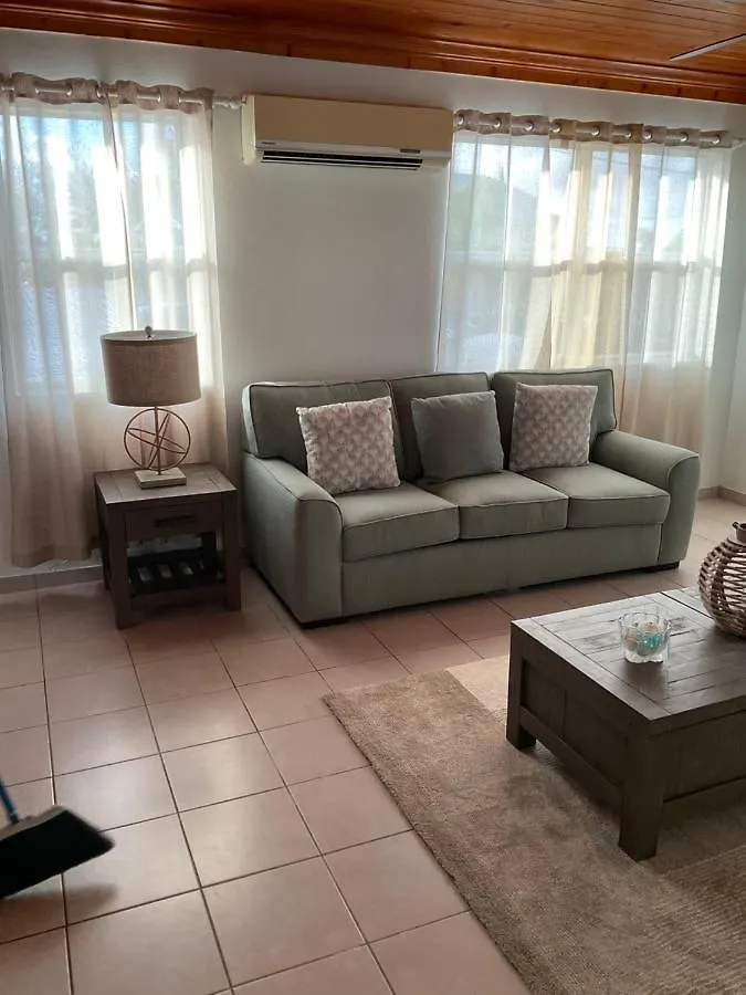 Tropical View Villas Hartswell 0*,  Bahamas